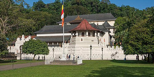キャンディの仏歯寺